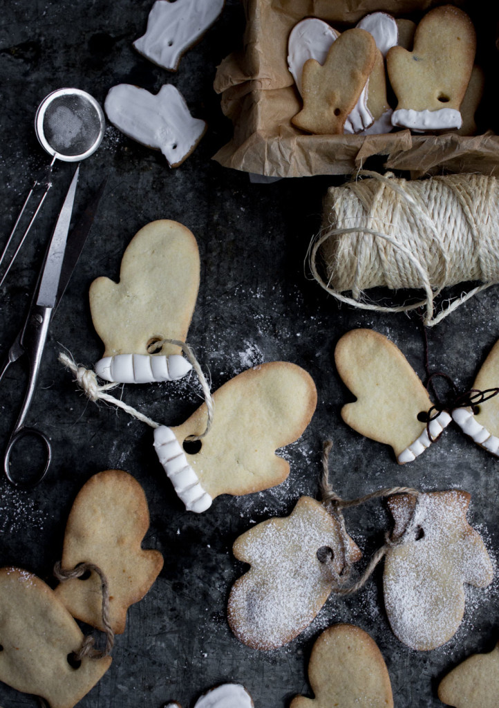 pepparkakor-julkaka-julfika-pepparkaksformar-julpyssel-Originella pepparkakor, julinredning